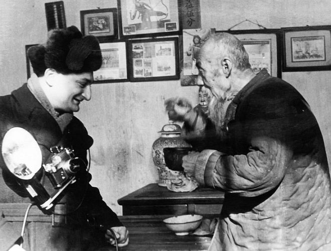 In einem Teehaus während des Korea-Krieges